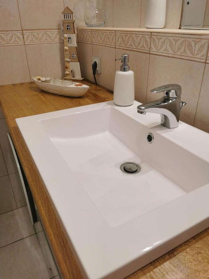 שיופוק Panorama Gold Wellness Apartman מראה חיצוני תמונה