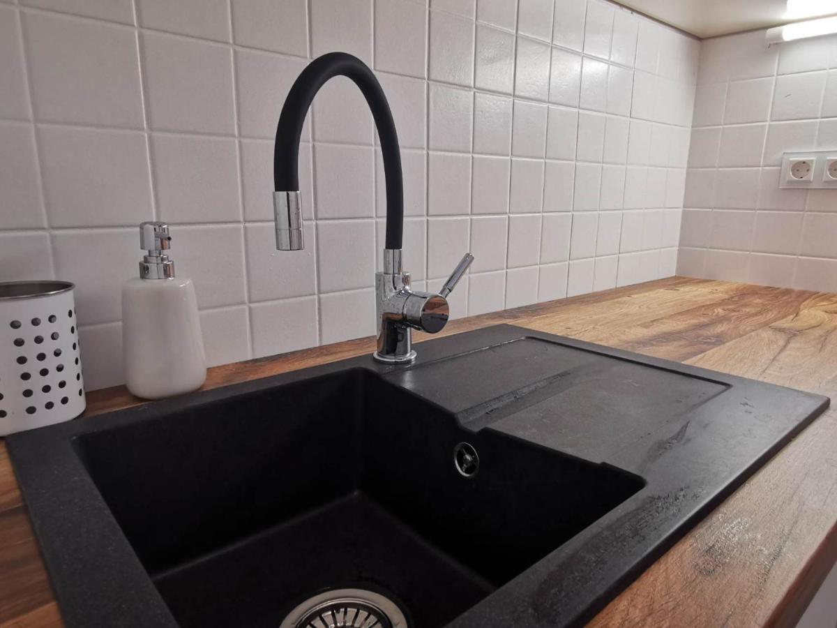 שיופוק Panorama Gold Wellness Apartman מראה חיצוני תמונה