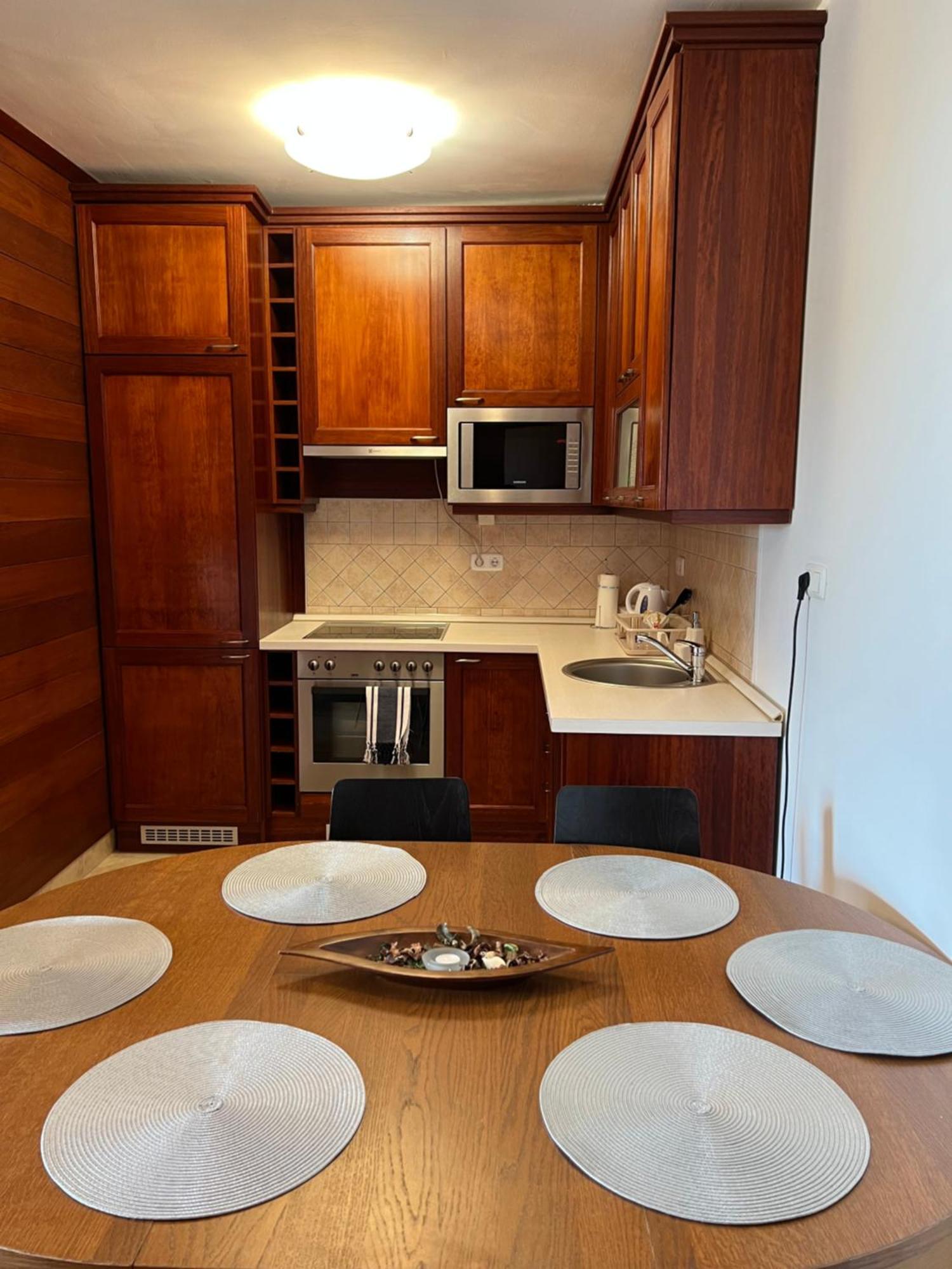 שיופוק Panorama Gold Wellness Apartman מראה חיצוני תמונה